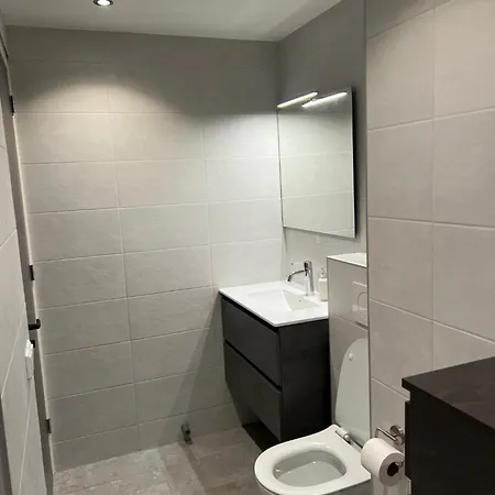 Holiday home Deltageul 39 Noordzeepark - Ruim En Rustig Gelegen Nabij - Geen Verhuur Aan Bedrijven *